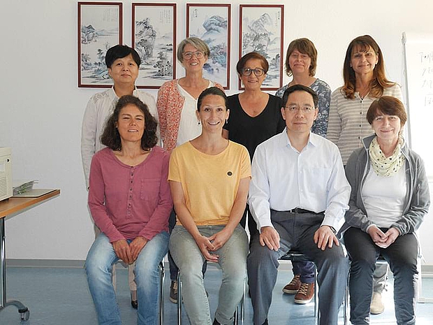 Teilnehmer eines Akupunktur Seminars Gruppenbild mit Teilnehmern eines Seminars